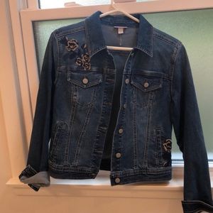 Brand New Westport Small Jean jacket w embroidery